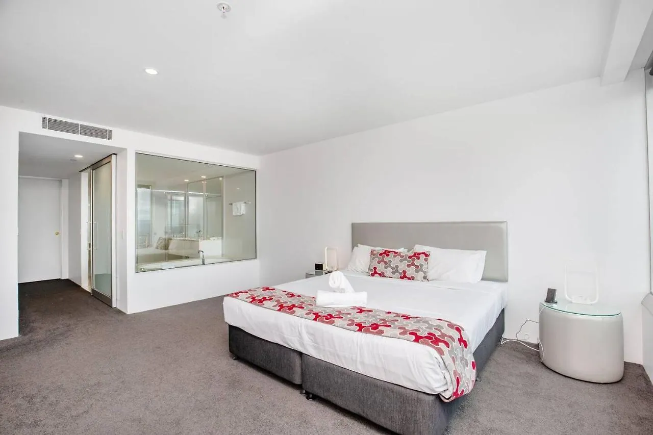 Blue Abyss - Panoramic Haven At Lavish Resort & Spa Gold Coast Apartment