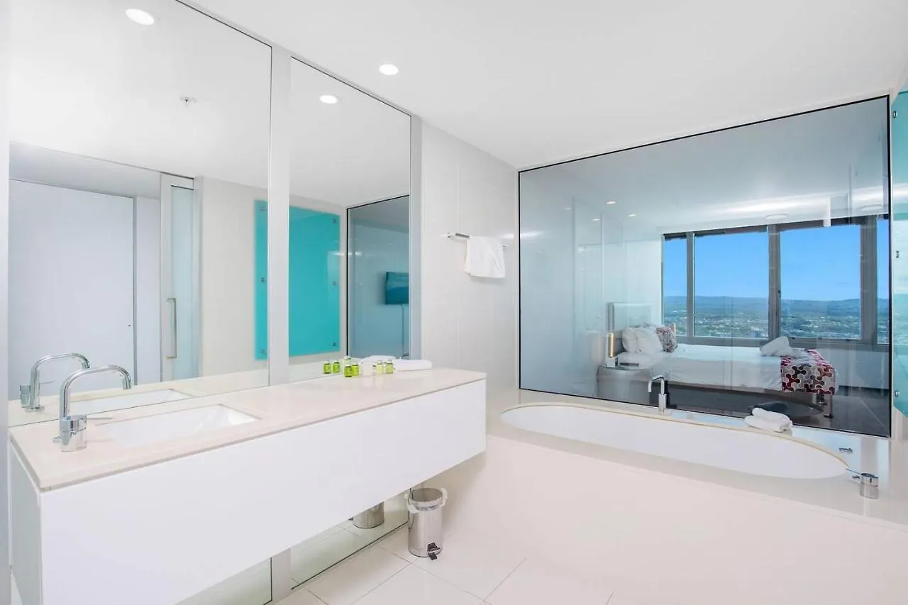Blue Abyss - Panoramic Haven At Lavish Resort & Spa Gold Coast Apartment